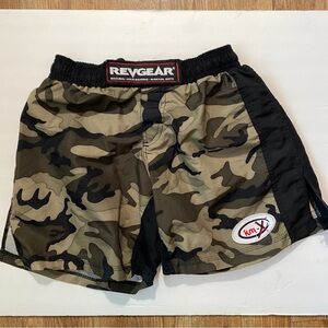 Revgear Shorts Youth M Black Green Camo Muay Thai Kickboxing MMA KM-X Krav Maga